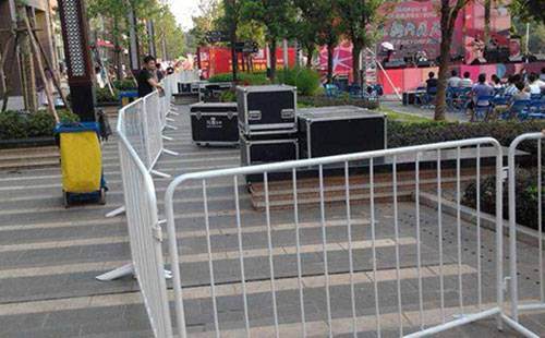 1646727358491318.jpg 武漢公路護(hù)欄網(wǎng).jpg